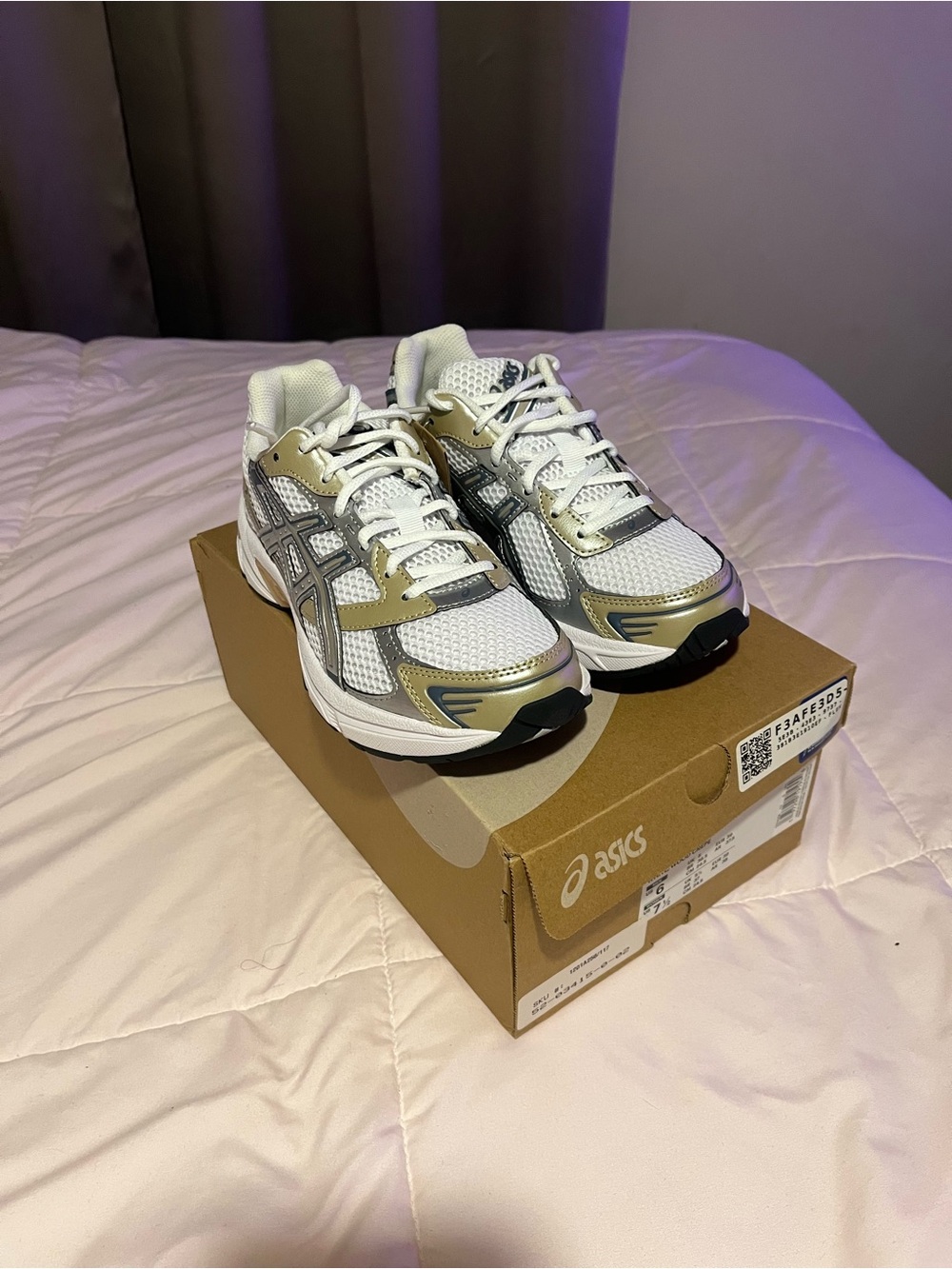 ASICS Women’s White & Gold Running Sneakers